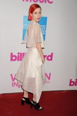 Hayley-Williams-Feet-2872206