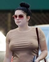 Ariel Winter(6)
