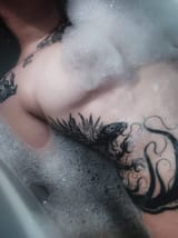 M (26)