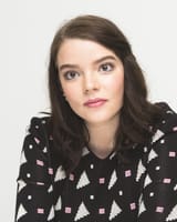 Anya Taylor-Joy 33