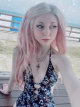 EbOnXOMU4AAiTJM