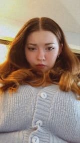 809