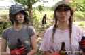 Hailuo_Video_two women begin to French kiss_399435263341064195_thumb.jpg