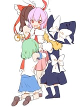 REISEN GROUP HUGGED