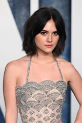 generic female celeb picture 2
