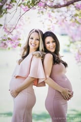 Maternity+Session+for+Sisters+-+Pregnant+with+your+sister+-+Sisters+Pregnant+-+Experiencing+Pregnancy+with+Your+Sister+-+Two+Girls+-1