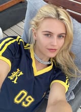 0_I-am-the-worlds-most-wanted-girlfriend-THIS-is-what-other-women-MUST-demand-from-men