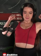 Screenshot 2025-07-16 at 20-05-00 MissMikkaa - Twitch
