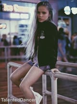 #SmithLexee modeled for yru