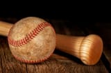 Baseball-bat-587905668