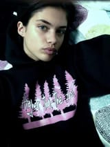 sara comfy pink tree black