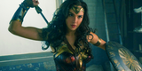 gal-gadot-with-sword-and-shield-in-wonder-woman