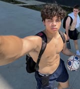 Thread 937626689 OP Image