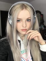 DY_Q-EdW4AE7RXY