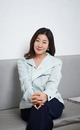 The English language cannot properly encapsulate the beauty of Ra Mi Ran