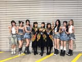 babymetal-with-ive-v0-idzbmz3ycfjd1