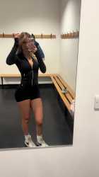 20250211_Seeing_the_gym_gains_in_black-converted_thumb.jpg