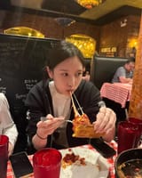 230712-mina-instagram-update-minas-free-time-during-tour-v0-rzfrtrz5phbb1