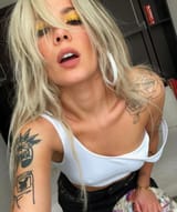Halsey (67)