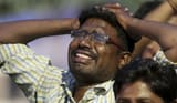 karunanidhi-man-crying
