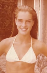 is-there-really-anyone-more-beautiful-than-brooke-shields-v0-ghglfi6fb5mc1