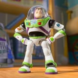 buzz-lightyear-robotic-action-figure-walks-talks-poses-xl