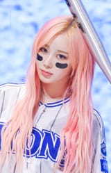 241102-aespa-Giselle-Jump-Up-Ent-Fansign-documents-5