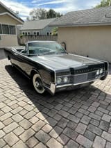 1967-lincoln-continental-convertible