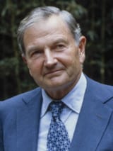 David_Rockefeller,_1984_(cropped)