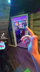 47484747382907_thumb.jpg