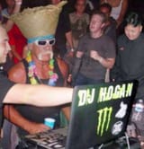 dj-hogan-parties-with-kim-jong-un-and-mark-zuckerberg-2015-v0-67670pv0enta1 (1)