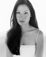 lucy-liu-in-the-90s-v0-ust0z6ebpfcc1