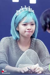 blue-jeongyeon