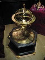 Armillary_sphere_with_astronomical_clock