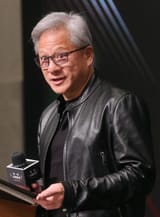 Jensen_Huang_20231109_(cropped2)