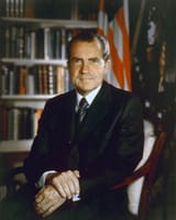 1280px-Nixon_30-0316a