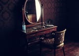 old-room-mirror-interior-vintage-furniture-classic-elegant-victorian-vintage-furniture