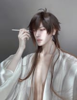 FE7xtQKVkAYxdr0