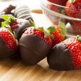 chocolatestrawberries-320x320
