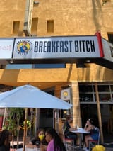 brekkie bitch