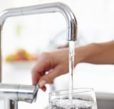 filling-glass-faucet-cropped-2877306281