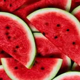 Waternalon_cut_slices_SQ_shutterstock_619179680