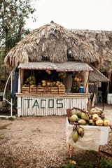 Taco-Stand-in-Tulum