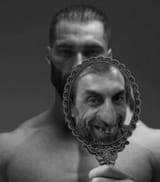 mirror of truth