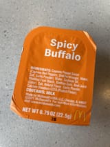 decided-to-try-mcdonalds-spicy-buffalo-sauce-with-my-6-pc-v0-f87isxx1rkqa1