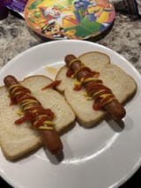 983423