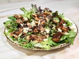 chicken pear gorgonzola salad