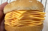 burger-king-cheese-burger-071223-fd6df6999bd24232b60430346d424fe3