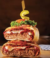 Boston_Pizza_Pizzaburger