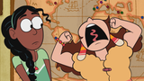 Gigi flexing